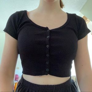 Cropped black button up t-shirt
